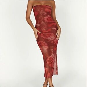 Meshki Elegant Red Floral Strapless Dress